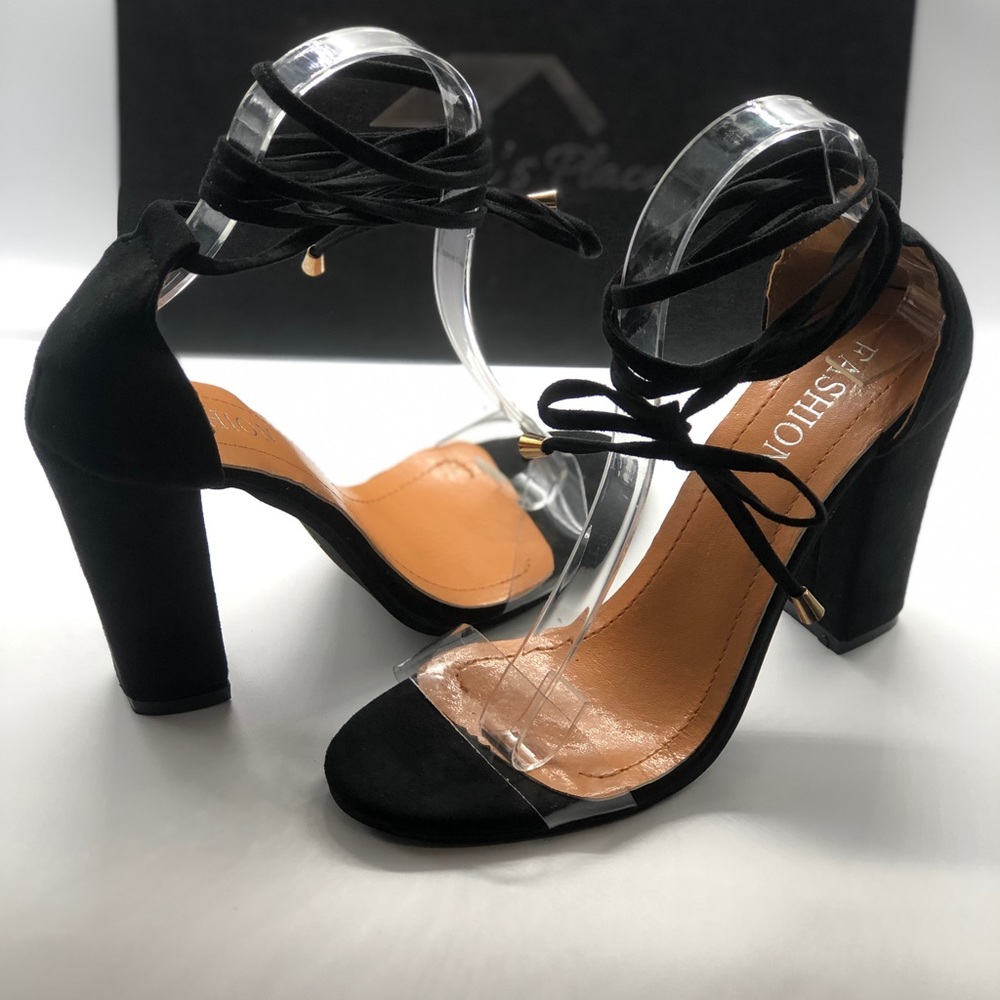 Tie up block heel